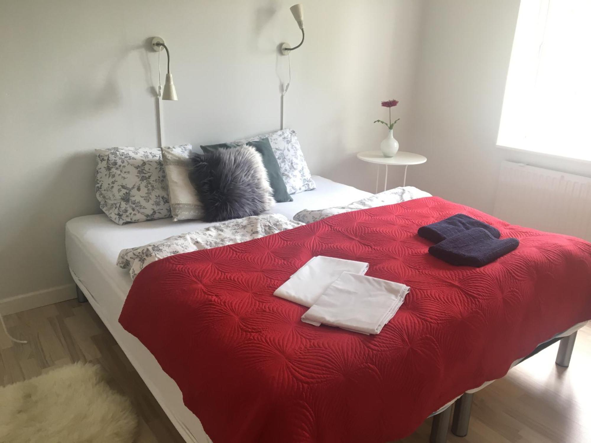 Apartment Ad
