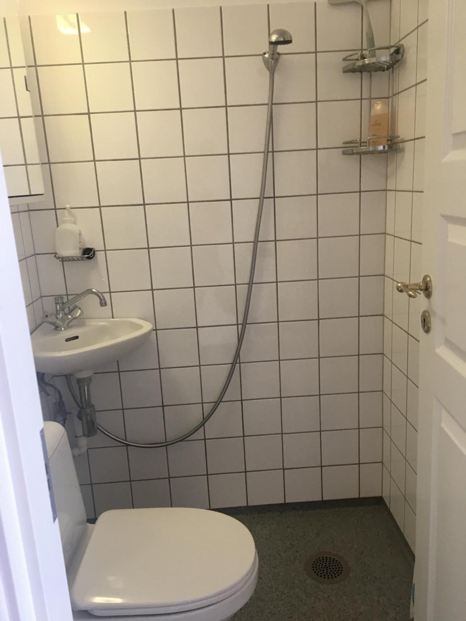 Apartment Ad *